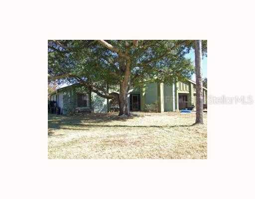712 E Flag Way, Kissimmee, FL 34759