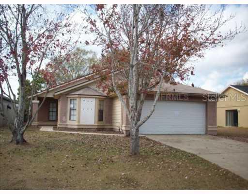 151 Pinewood Cir., Kissimmee, FL 34743