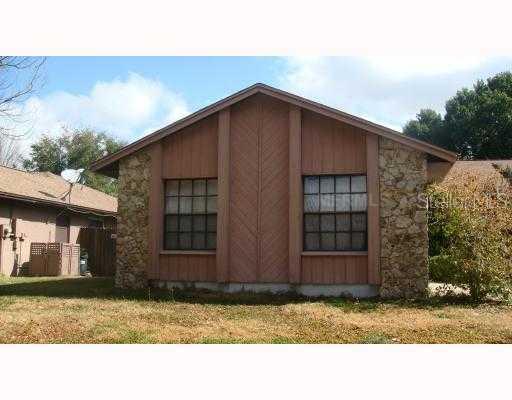 1890 Lake Hill Cir., Orlando, FL 32818