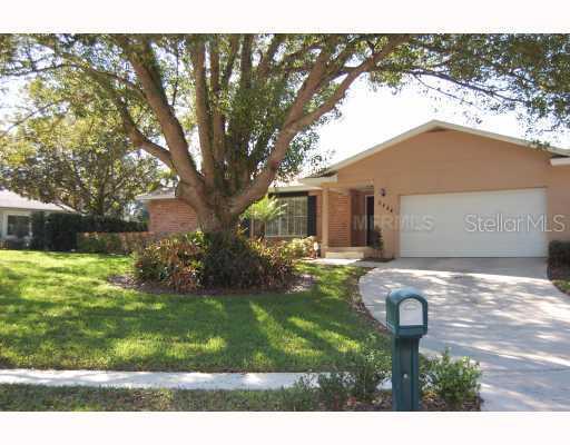 2444 Lake Waumpi Dr., Winter Park, FL 32789