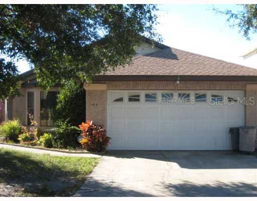 165 Pinewood Cir., Kissimmee, FL 34743