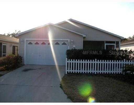 782 Blake Ln., The Villages, FL 32162