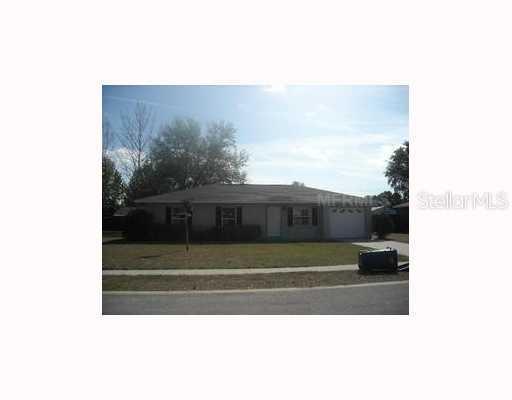 480 Park Glen Dr., Tavares, FL 32778