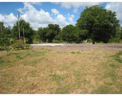 5075 Holopaw Rd., Saint Cloud, FL 34773