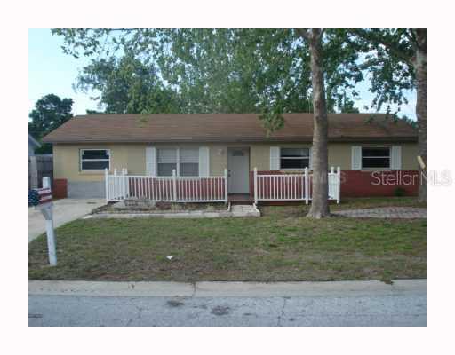 1527 Ormond Ave., Apopka, FL 32703