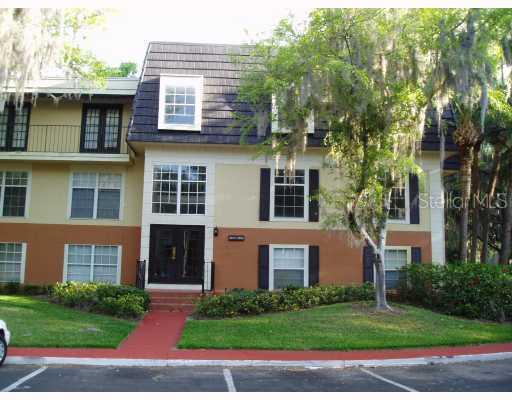 3981 Versailles Dr. #3981F, Orlando, FL 32808