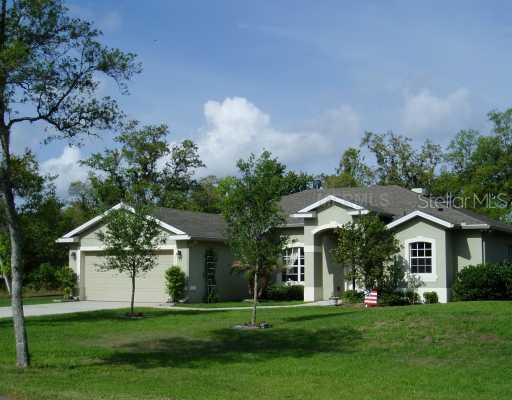 1225 Palm Dr., Oviedo, FL 32765