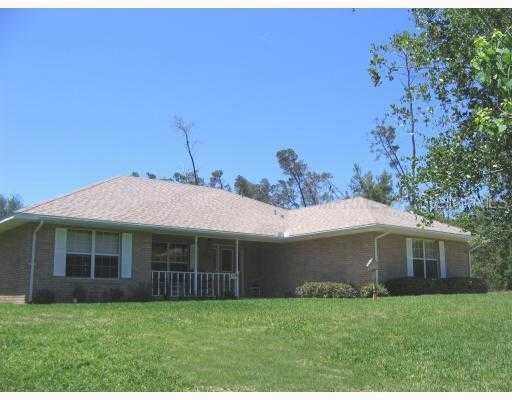 118 Laurianne Rd., DeBary, FL 32713
