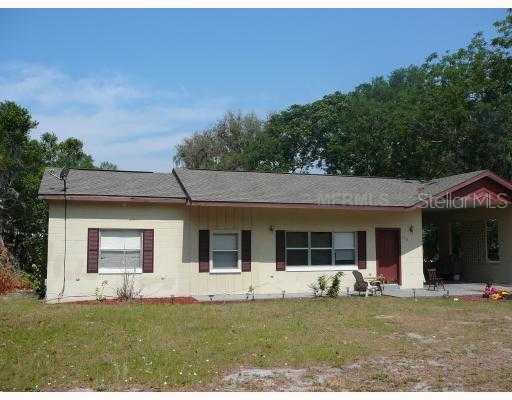 928 Edgewater Cir., Eustis, FL 32726