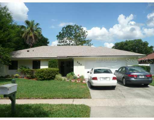207 12 League Cir., Casselberry, FL 32707