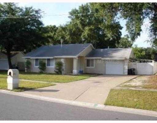 1834 Haperon St., Apopka, FL 32703