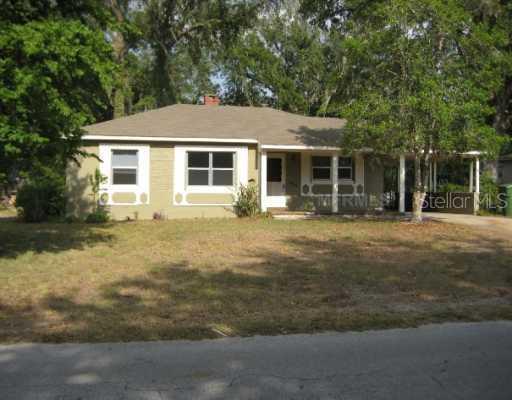 910 Oak Dr., Leesburg, FL 34748