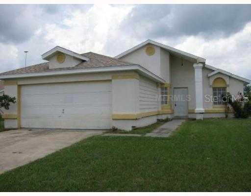 202 Pelican Ct., Kissimmee, FL 34743