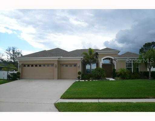 4818 Lakes Edge Ln., Kissimmee, FL 34744