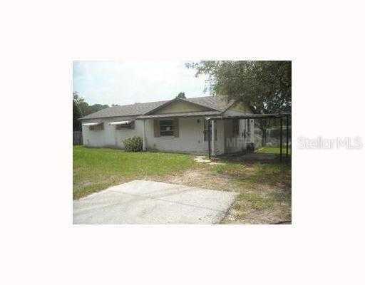 31708 Pinecrest Rd., Eustis, FL 32736
