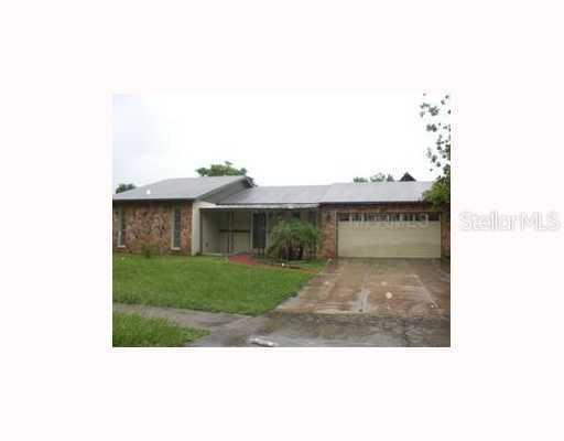 795 Royal Palm Dr., Kissimmee, FL 34743