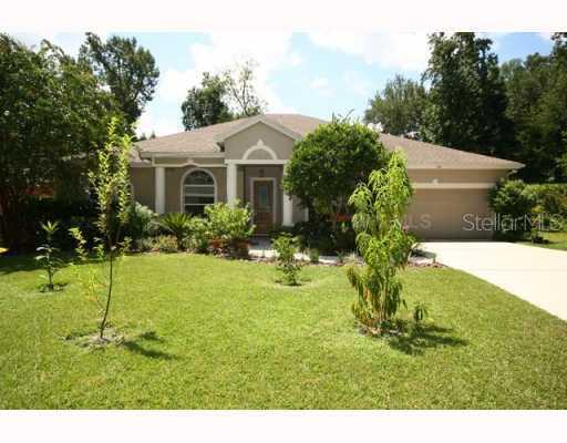 982 Palmetto St., Oviedo, FL 32765