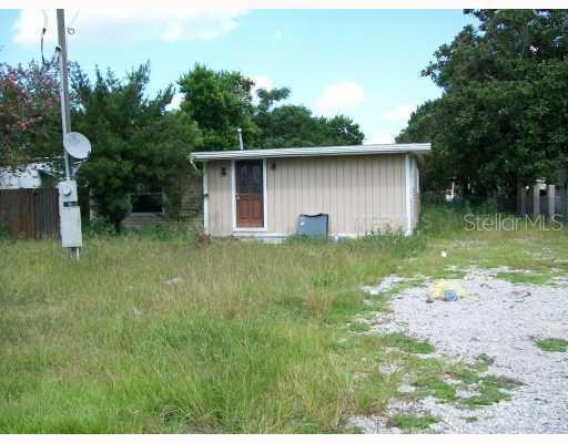 30042 Orange Ave., Sorrento, FL 32776