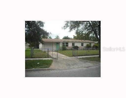 1377 Poppy Ave., Orlando, FL 32811