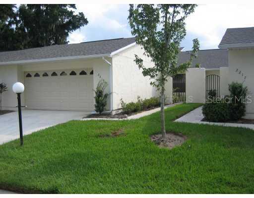 2215 Cypress Ct., Tavares, FL 32778