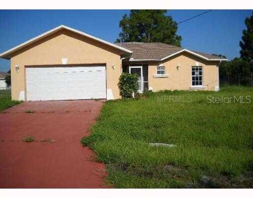 918 Mary Ave., Lehigh Acres, FL 33974