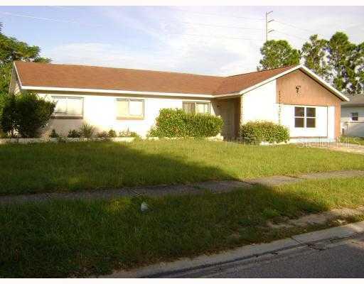 1886 Matterhorn Dr., Orlando, FL 32818