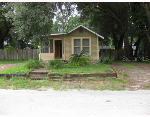 2320 E Crystal Lake Ave., Orlando, FL 32806