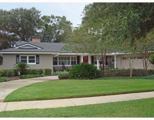1310 Lake Shore Dr., Orlando, FL 32803