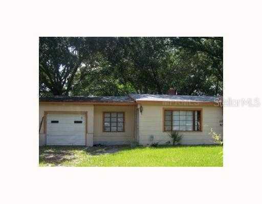 1016 Santa Barbara Rd., Orlando, FL 32808