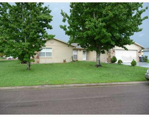 981 Hickory Ct., Kissimmee, FL 34743