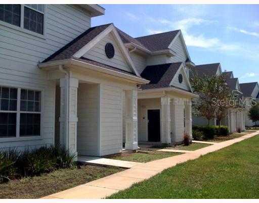 316 Southern Pecan Cir. #204, Winter Garden, FL 34787