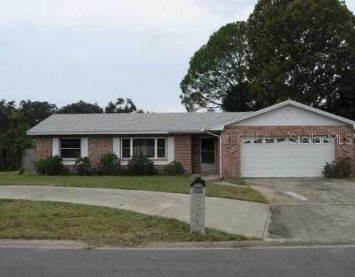 625 Oleander St., Mount Dora, FL 32757