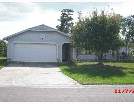 308 Larkspur Ct., Kissimmee, FL 34743