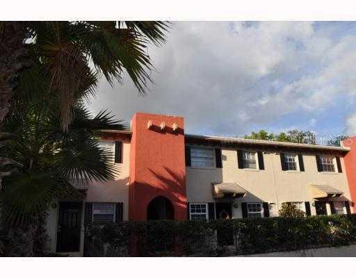 2425 E Central Blvd. #8, Orlando, FL 32803
