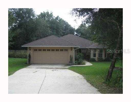 25804 Westmoreland St., Sorrento, FL 32776