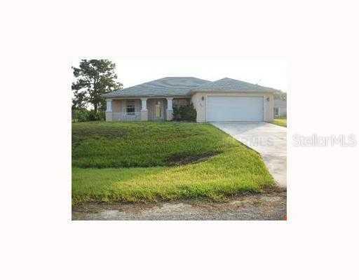 419 Parnell Ave., Lehigh Acres, FL 33974