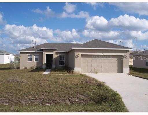 994 Cumberland Dr., Poinciana, FL 34759