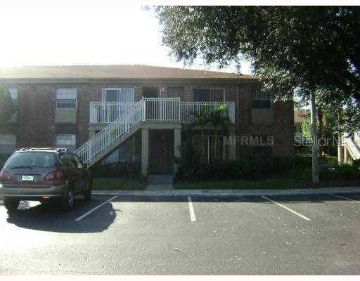 476 Banyon Tree Cir. #200, Maitland, FL 32751