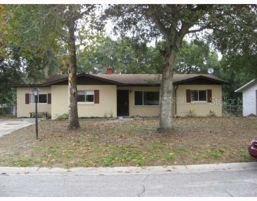 6912 Fern Cir., Leesburg, FL 34748