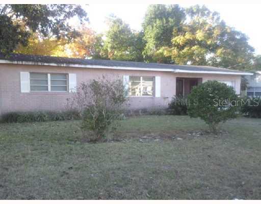 10 Columbine Tr., DeBary, FL 32713