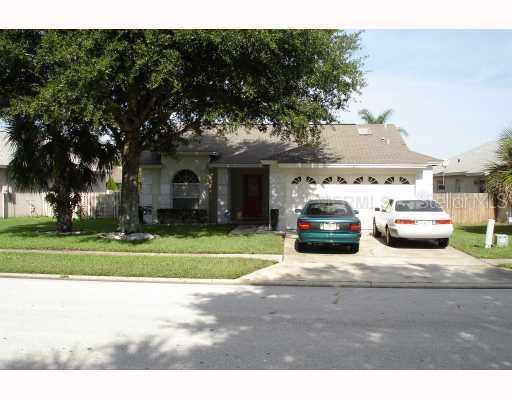 7721 Water Oak Ct., Kissimmee, FL 34747