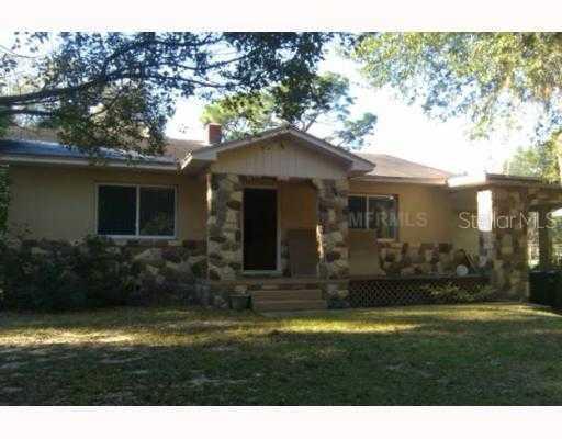 626 E Waldo St., Groveland, FL 34736