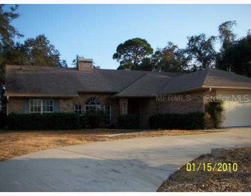 313 Alexandra Woods Dr., DeBary, FL 32713