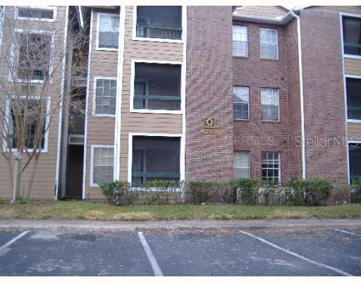 4225 Thornbriar Ln. #108, Orlando, FL 32822