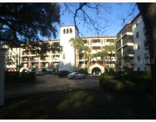 100 S Interlachen Ave. #410F, Winter Park, FL 32789