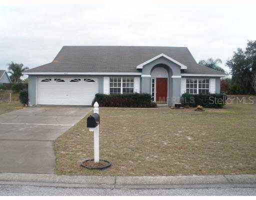 405 Pine Lake View Dr., Davenport, FL 33837