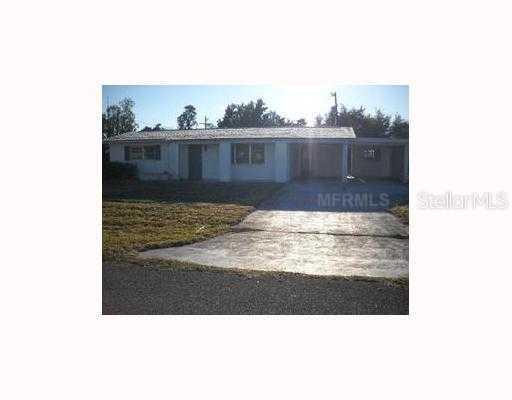 112 Highland Ave., Lehigh Acres, FL 33936