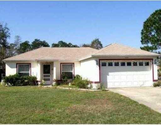 1590 Maxwell Ln., Deltona, FL 32738
