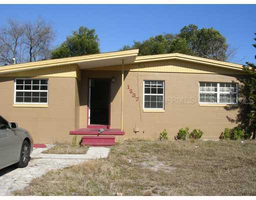 1237 Emeralda Rd., Orlando, FL 32808