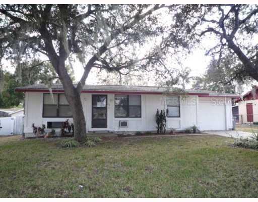 16 E Bob White St., Apopka, FL 32712